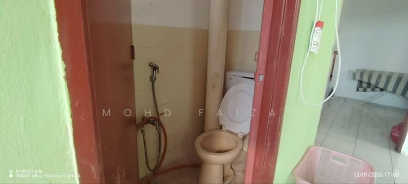 Flat for Sale at Taman Tun Teja - Mohd Faizal - Bathroom - PropertyGuru.com.my