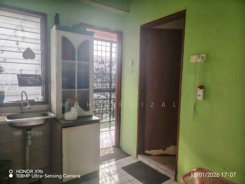 Flat for Sale at Taman Tun Teja - Mohd Faizal - Kitchen - PropertyGuru.com.my