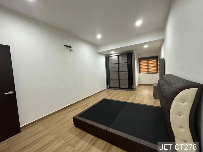 2-storey Terraced House for Rent in Kota Bayuemas (Klang) - Reilynn Tue - Bedroom - PropertyGuru.com.my