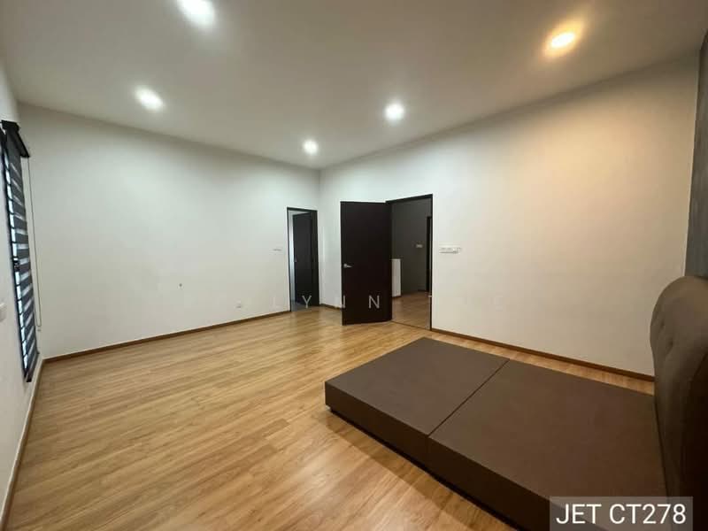 2-storey Terraced House for Rent in Kota Bayuemas (Klang) - Reilynn Tue - Bedroom - PropertyGuru.com.my
