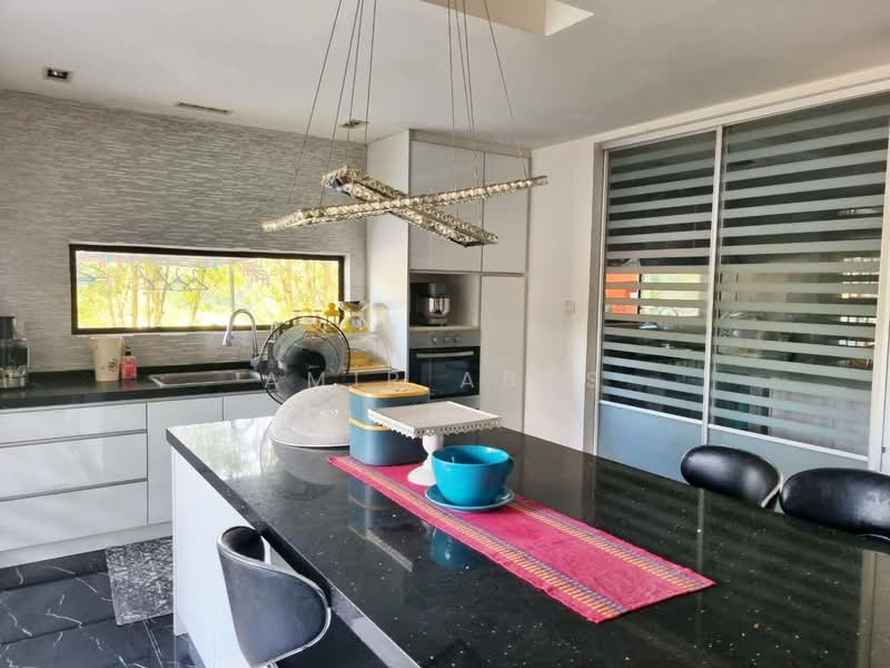 3.5-storey Terraced House for Sale in Kajang (Selangor) - Amir Abas - Kitchen - PropertyGuru.com.my