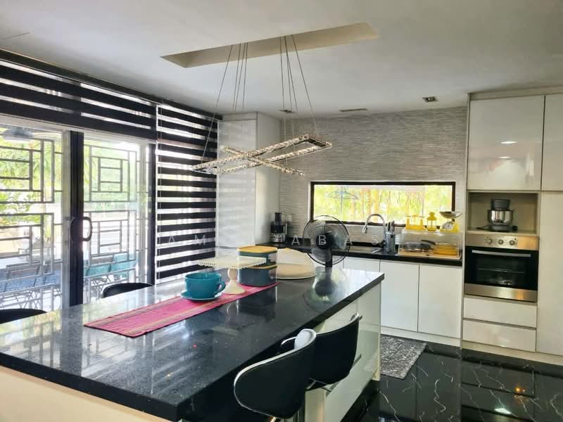 3.5-storey Terraced House for Sale in Kajang (Selangor) - Amir Abas - Kitchen - PropertyGuru.com.my