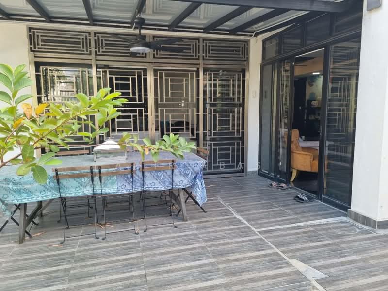 3.5-storey Terraced House for Sale in Kajang (Selangor) - Amir Abas - Exterior - PropertyGuru.com.my