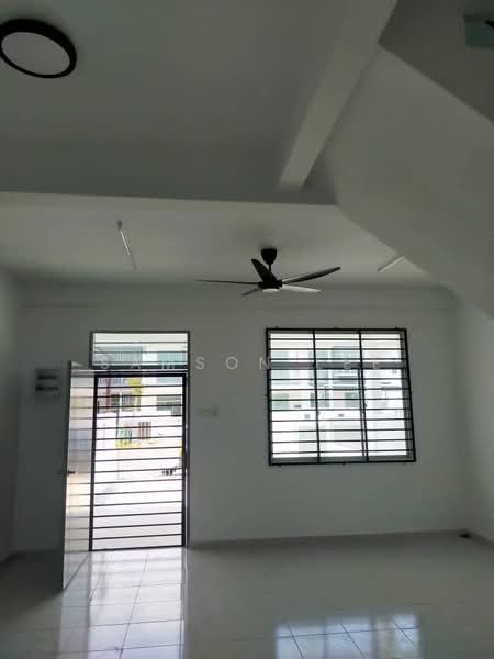 Terraced House for Rent in Taman Kundang Jaya (Rawang) - Samson Lee - Entrance - PropertyGuru.com.my