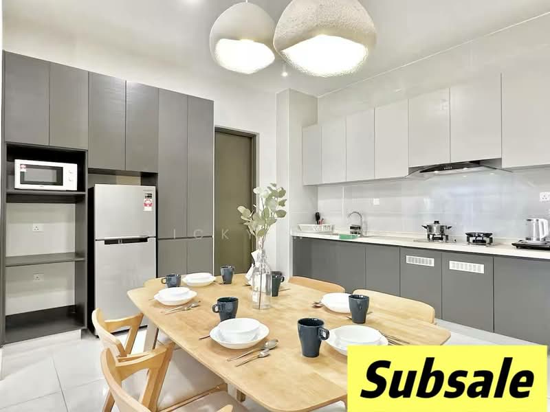 Kondominium untuk Dijual di Kings Bay @ Country Garden Danga Bay - Vicky Wong - Kitchen - PropertyGuru.com.my