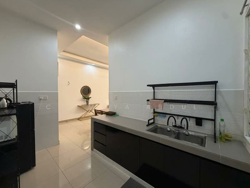 Service Residence for Sale at Saville @ Melawati - Cik Maya Abdul - Kitchen - PropertyGuru.com.my