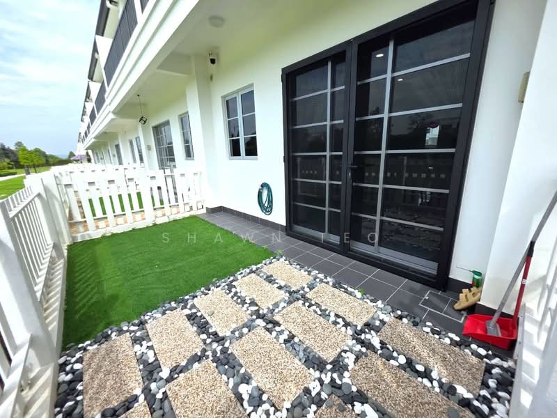 Terraced House for Sale in Semenyih (Selangor) - Shawn Teo - Exterior - PropertyGuru.com.my