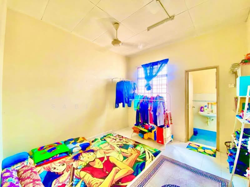 Rumah Teres 2 Tingkat untuk Dijual di Desa Kolej (Nilai) - Sabirin Ahmad - Bedroom - PropertyGuru.com.my