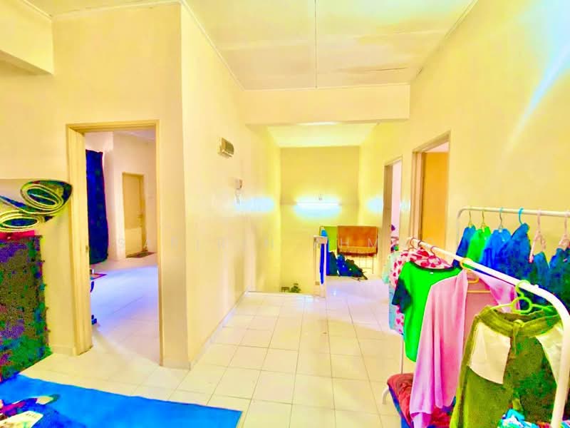Rumah Teres 2 Tingkat untuk Dijual di Desa Kolej (Nilai) - Sabirin Ahmad - Corridor - PropertyGuru.com.my
