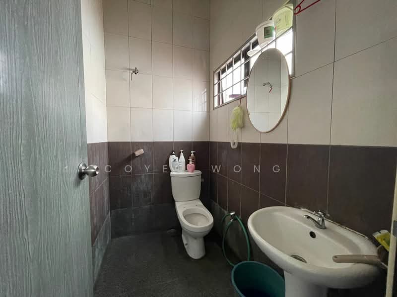 Rumah Teres 2 Tingkat untuk Dijual di Jalan Ipoh (Kuala Lumpur) - Coyee Wong - Bathroom - PropertyGuru.com.my