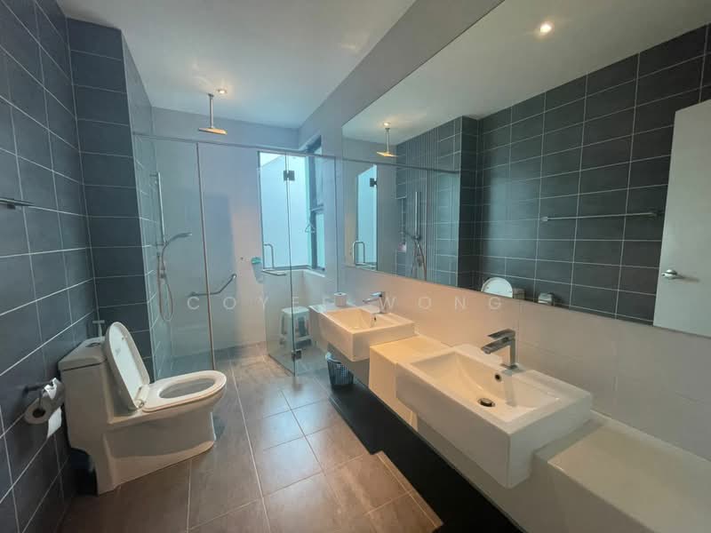 Townhouse for Sale in Kepong (Kuala Lumpur) - Coyee Wong - Bathroom - PropertyGuru.com.my