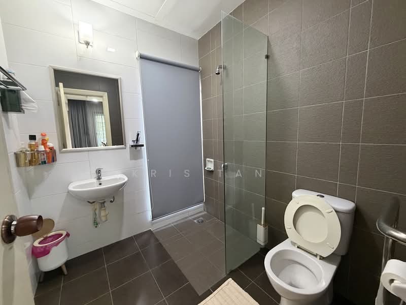 Bungalow for Sale in Jade Hills (Kajang) - Kris Tan - Bathroom - PropertyGuru.com.my