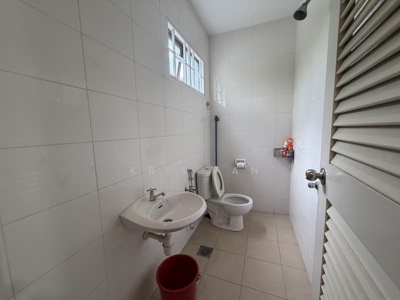 Bungalow for Sale in Jade Hills (Kajang) - Kris Tan - Bathroom - PropertyGuru.com.my