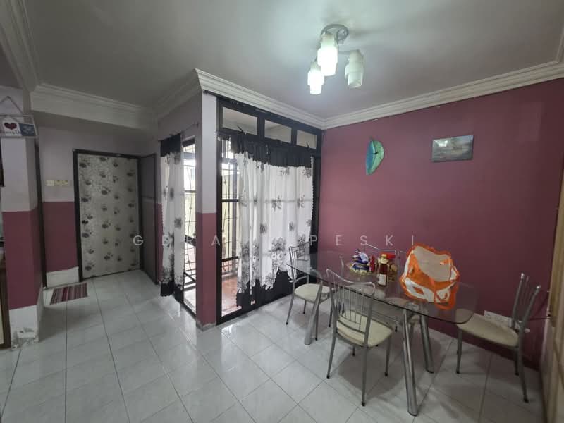2-storey Terraced House for Sale in Taman Idaman (Simpang Ampat) - Gerald Peski - Dining Room - PropertyGuru.com.my