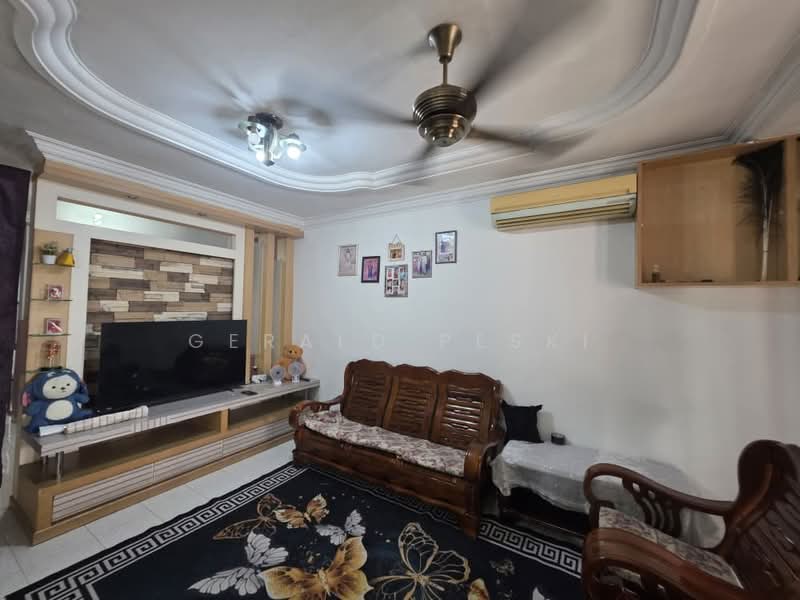2-storey Terraced House for Sale in Taman Idaman (Simpang Ampat) - Gerald Peski - Living Room - PropertyGuru.com.my