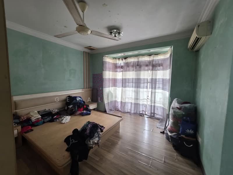 2-storey Terraced House for Sale in Taman Idaman (Simpang Ampat) - Gerald Peski - Bedroom - PropertyGuru.com.my