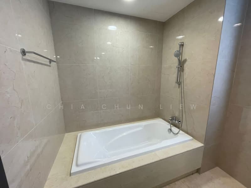 Condominium for Rent at Agile Mont Kiara - Chia Chun Liew - Bathroom - PropertyGuru.com.my