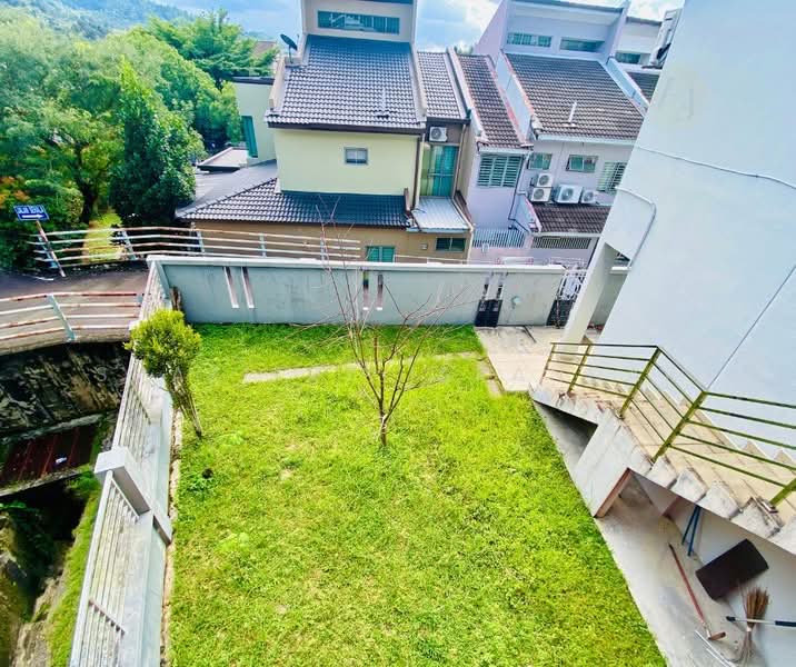 2.5-storey Terraced House for Sale in Sering Ukay (Ampang) - Shaziery Iskandar - Exterior - PropertyGuru.com.my