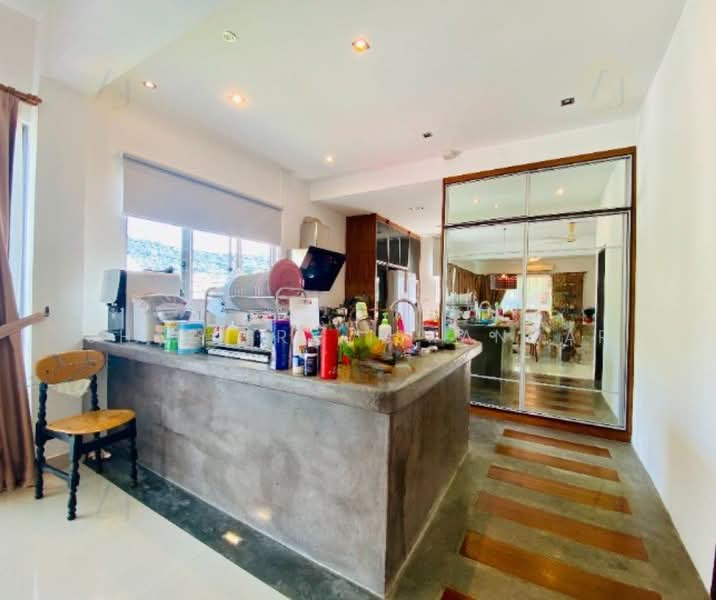 2.5-storey Terraced House for Sale in Sering Ukay (Ampang) - Shaziery Iskandar - Kitchen - PropertyGuru.com.my