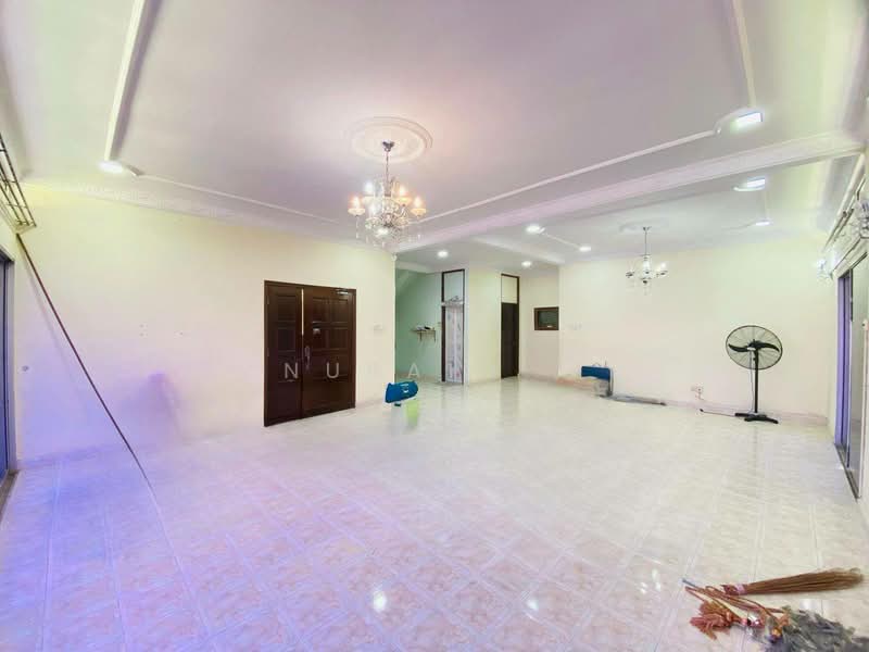 Bungalow for Sale in Bandar Tun Razak (Cheras) - Nurain . - Living Room - PropertyGuru.com.my
