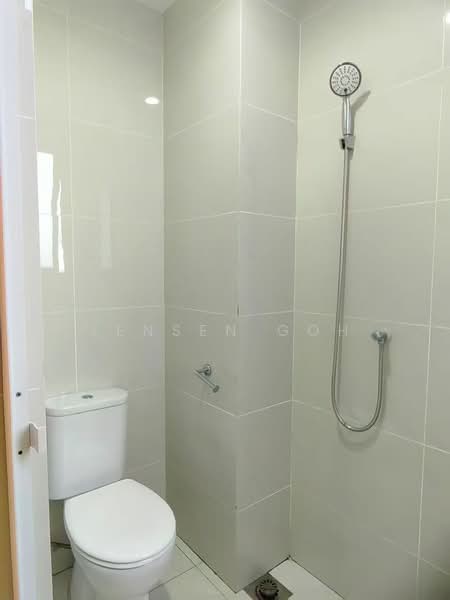 Condominium for Rent at Kings Bay @ Country Garden Danga Bay - Jensen Goh - Bathroom - PropertyGuru.com.my
