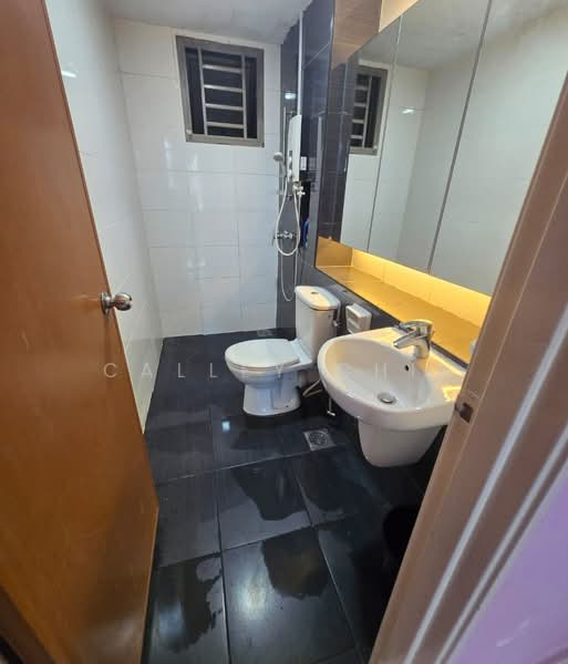 Service Residence for Sale at Sky Gardens Residences - Calley Chin - Bathroom - PropertyGuru.com.my