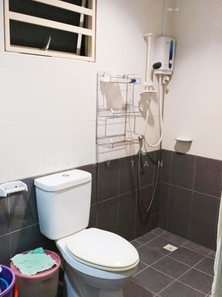 Service Residence for Rent at Birch Regency @ Penang Times Square - Jerry Tan - Bathroom - PropertyGuru.com.my