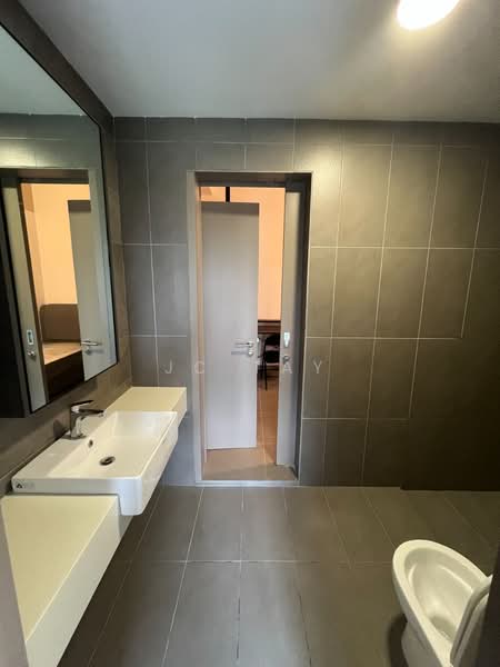 Servis Apartment untuk Disewa di Mossaz @ Empire City - JC Tay - Bathroom - PropertyGuru.com.my