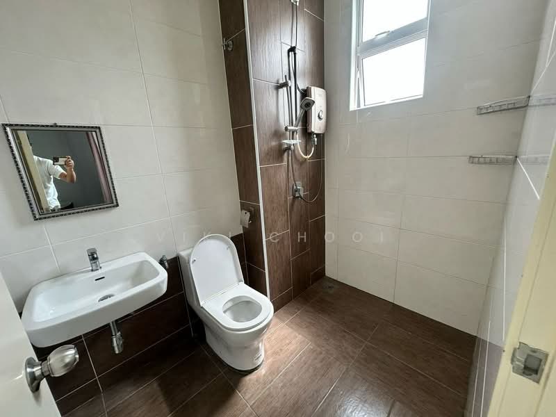 Rumah Kluster untuk Dijual di Nusa Sentral (Iskandar Puteri (Nusajaya)) - Viki Chooi - Bathroom - PropertyGuru.com.my