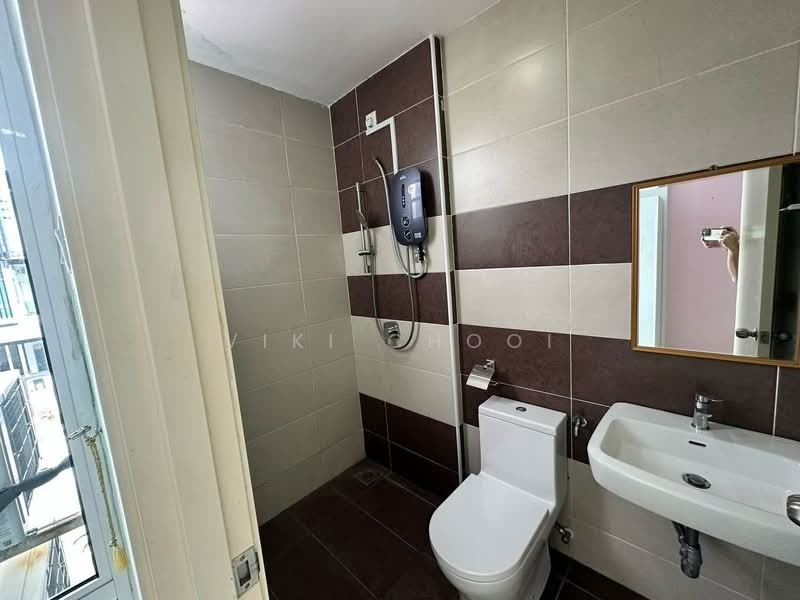 Rumah Kluster untuk Dijual di Nusa Sentral (Iskandar Puteri (Nusajaya)) - Viki Chooi - Bathroom - PropertyGuru.com.my