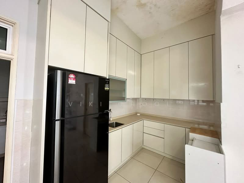 Rumah Kluster untuk Dijual di Nusa Sentral (Iskandar Puteri (Nusajaya)) - Viki Chooi - Kitchen - PropertyGuru.com.my