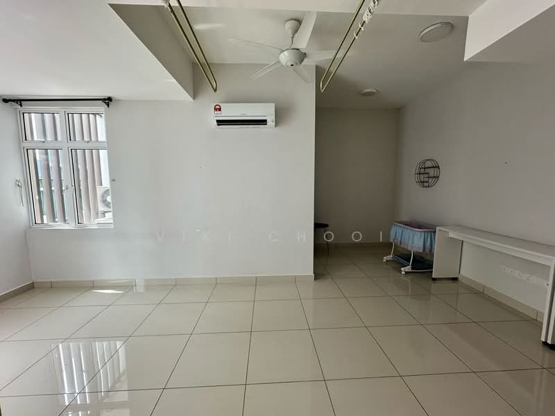Rumah Kluster untuk Dijual di Nusa Sentral (Iskandar Puteri (Nusajaya)) - Viki Chooi - Living Room - PropertyGuru.com.my