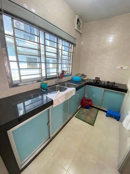 Rumah Teres 2.5 Tingkat untuk Disewa di Tebrau (Johor) - Seven Tay - Kitchen - PropertyGuru.com.my