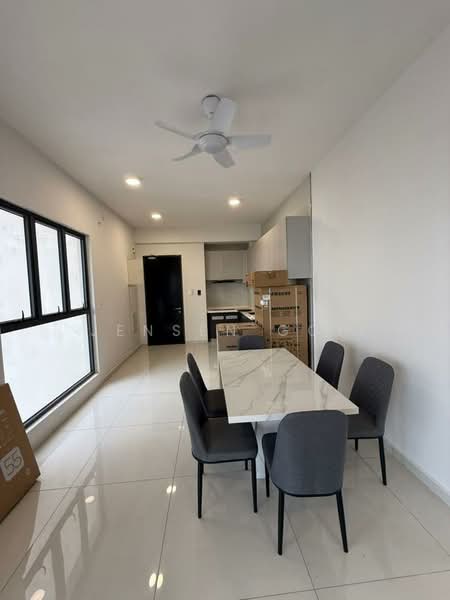 Condominium for Rent at Kings Bay @ Country Garden Danga Bay - Jensen Goh - Dining Room - PropertyGuru.com.my