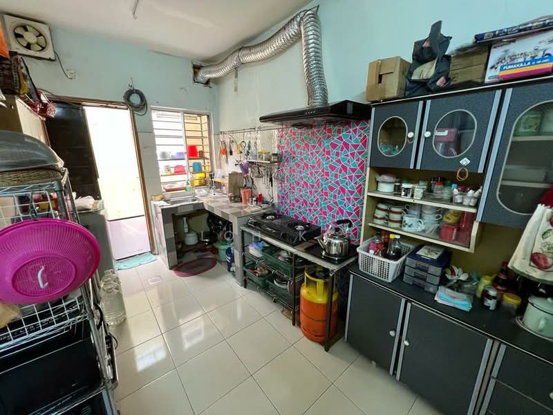 Rumah Banglo untuk Dijual di Ampang (Kuala Lumpur) - Loh KC - Kitchen - PropertyGuru.com.my