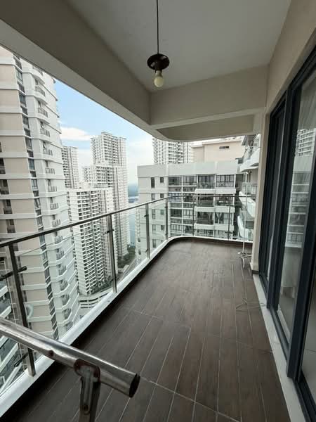 For Sale - Bay Point @ Country Garden Danga Bay