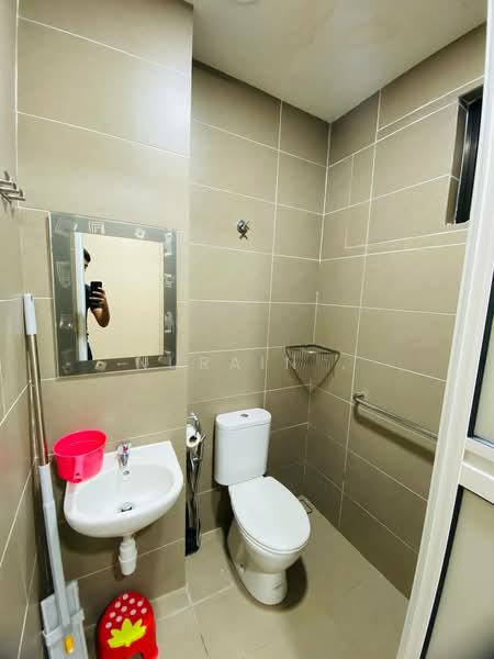 Rumah Teres 2 Tingkat untuk Dijual di Ceria Residence (Cyberjaya) - Nurain . - Bathroom - PropertyGuru.com.my