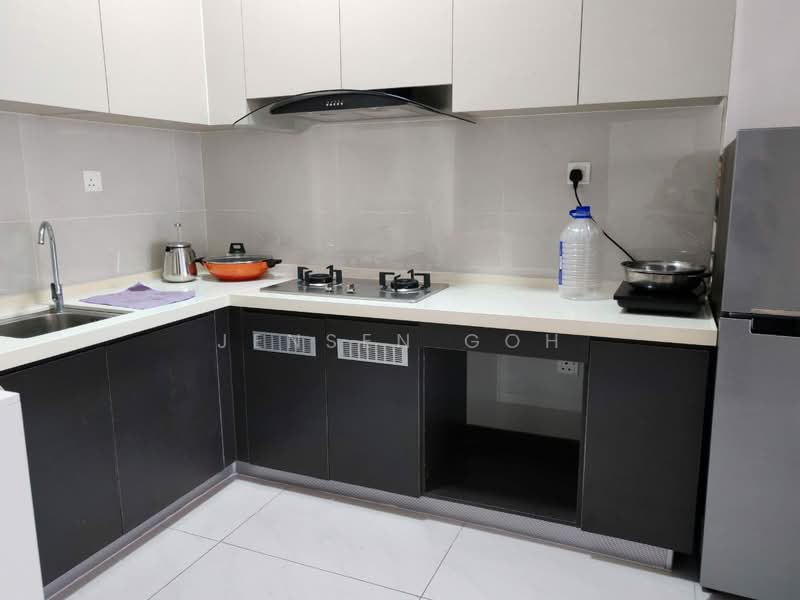 Condominium for Rent at Bay Point @ Country Garden Danga Bay - Jensen Goh - Kitchen - PropertyGuru.com.my