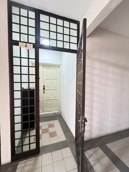 Kondominium untuk Disewa di Harmoni - Yeong . - Entrance - PropertyGuru.com.my