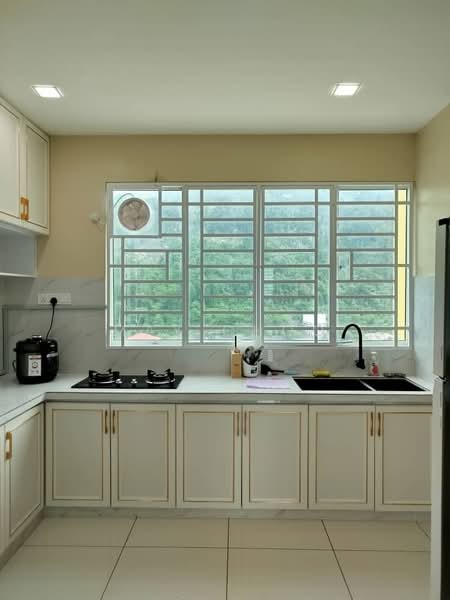 Condominium for Rent at The Retreat - May Choo - Kitchen - PropertyGuru.com.my