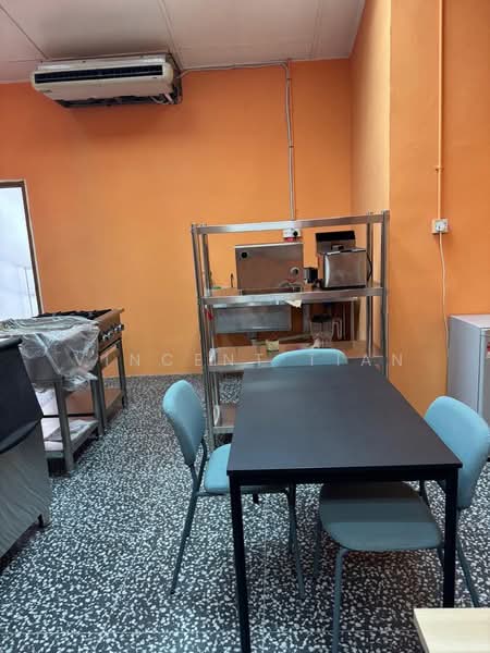 Kilang untuk Disewa di Jalan Klang Lama (Old Klang Road) (Kuala Lumpur) - Vincent Tian - Kitchen - PropertyGuru.com.my