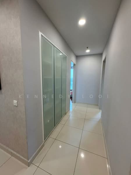 Servis Apartment untuk Disewa di Somerset Puteri Harbour - Kennedy Looi - Corridor - PropertyGuru.com.my