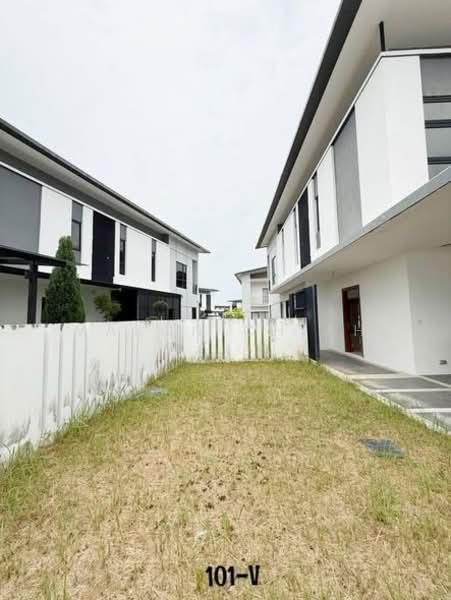 Semi-Detached House for Sale in Bandar Tropicana Aman (Telok Panglima Garang) - Mason Chiah - Exterior - PropertyGuru.com.my