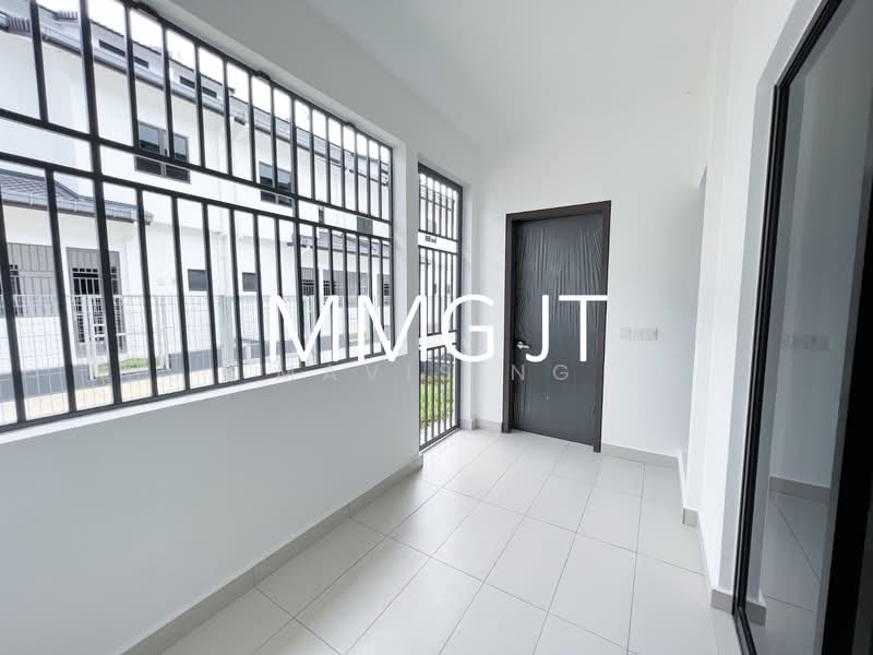 Semi-Detached House for Sale in Bandar Bukit Raja (Klang) - Mavis Ng - Entrance - PropertyGuru.com.my