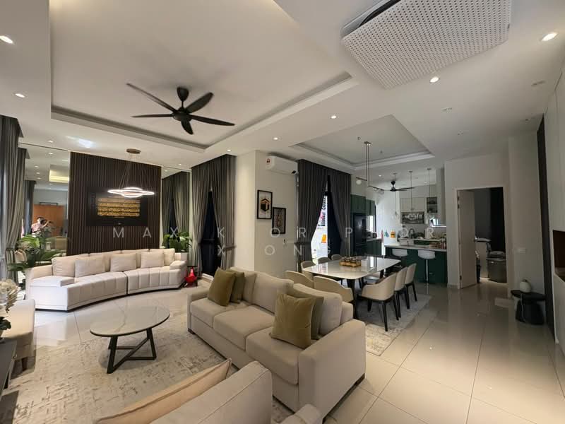 Rumah Berkembar untuk Dijual di Setia Alam (Selangor) - Max Khor Phor xiong - Living Room - PropertyGuru.com.my
