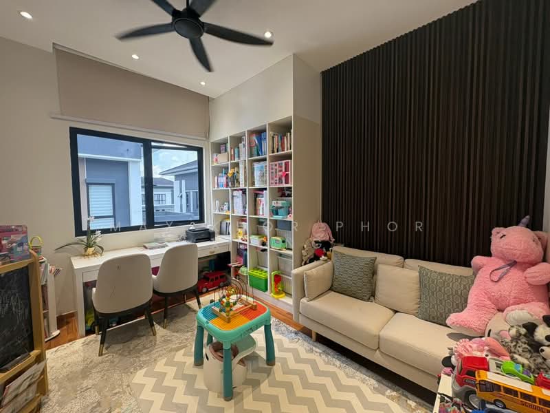 Rumah Berkembar untuk Dijual di Setia Alam (Selangor) - Max Khor Phor xiong - Study - PropertyGuru.com.my