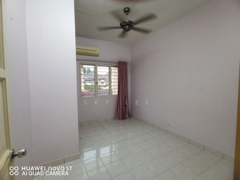 Rumah Teres 2 Tingkat untuk Dijual di Taman Putra Prima (Puchong) - Sky Lee - Room 2 - PropertyGuru.com.my