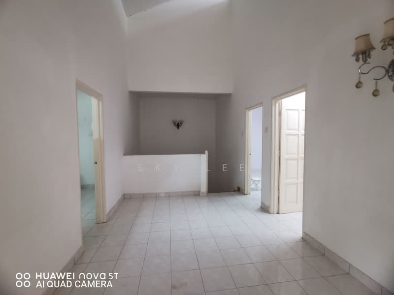 Rumah Teres 2 Tingkat untuk Dijual di Taman Putra Prima (Puchong) - Sky Lee - Living 2  - PropertyGuru.com.my
