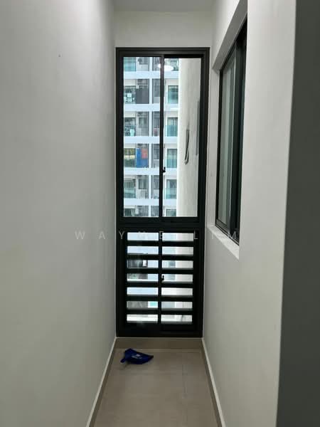 Servis Apartment untuk Disewa di Amerin Residence - Wayne Lim - Corridor - PropertyGuru.com.my
