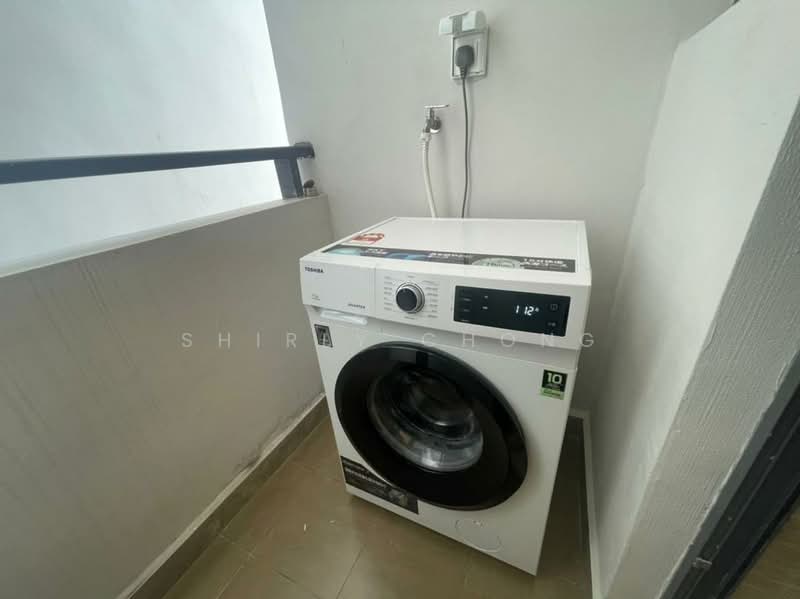 Service Residence for Rent at R&F Princess Cove Phase 1 - Shirly Chong - Balcony - PropertyGuru.com.my